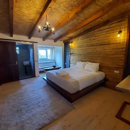 Devi Hotel