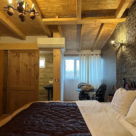 Devi Hotell Erseke