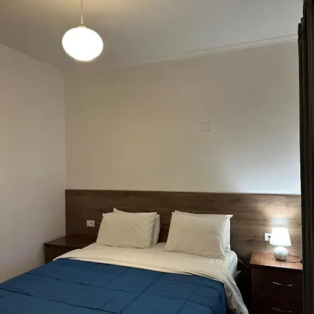 Devi Hotel *